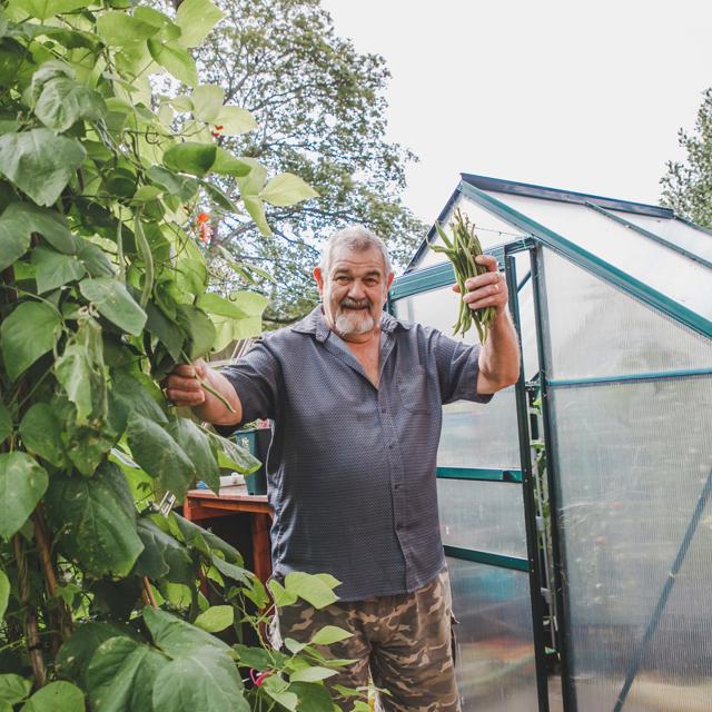 Alhambra Court Customers Jim In Garden (2)